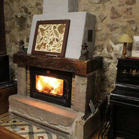 Hotel Rural Casabarria Pradoluengo